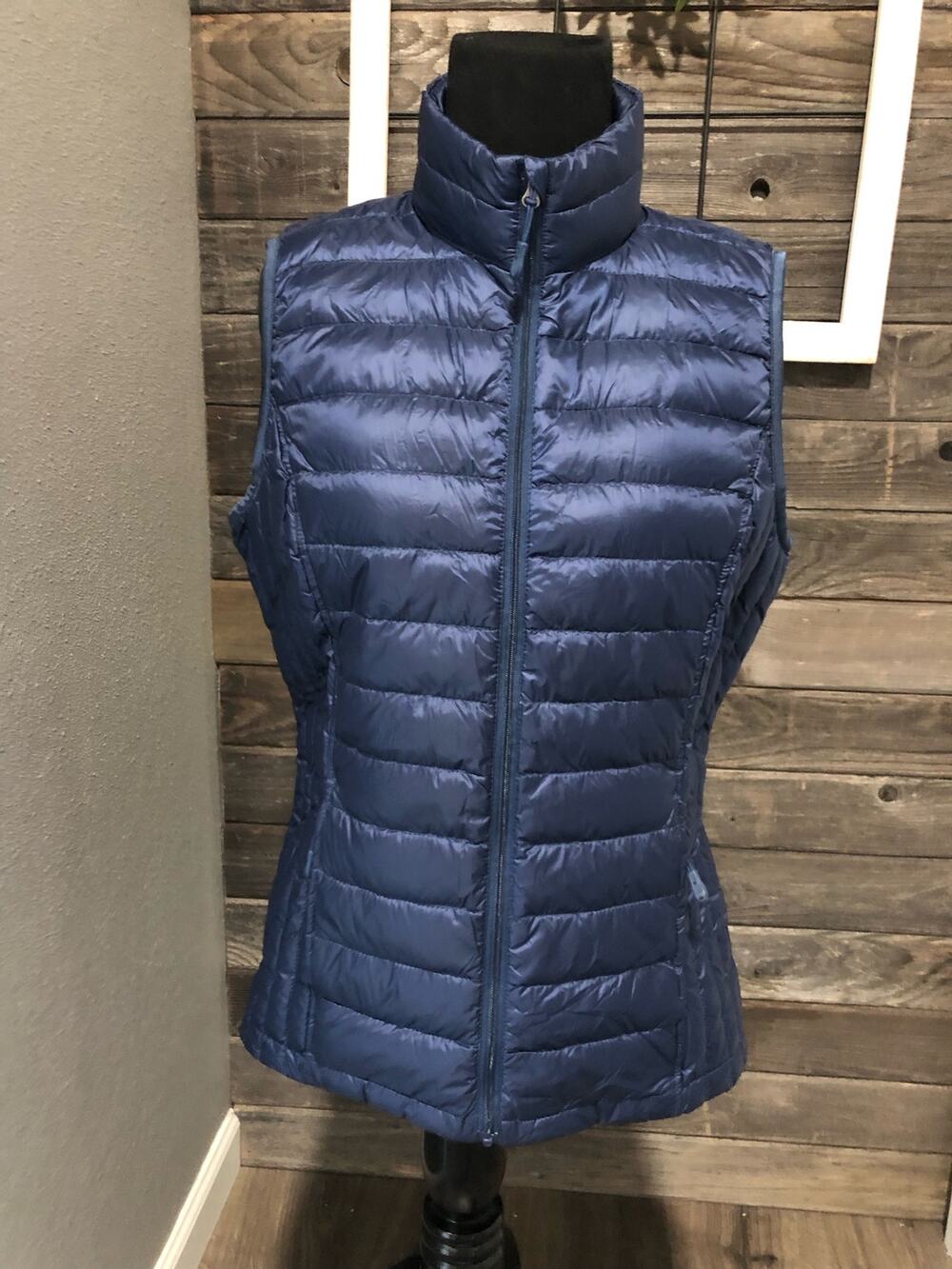 32 degrees Heat down puffer vest navy blue women's size small ultralight